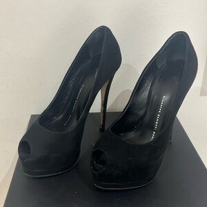 Guiseppe Zanotti Design